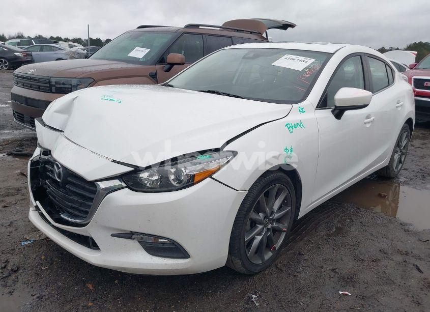 Photo 2 of 2018 Mazda Mazda3 TOURING (VIN 3MZBN1V31JM212971)