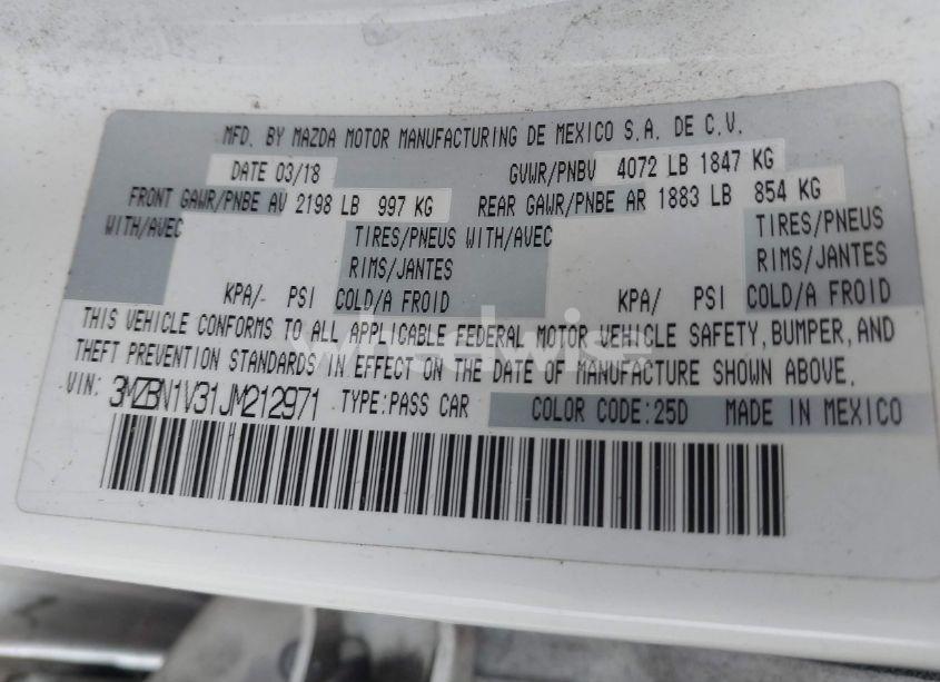 Photo 9 of 2018 Mazda Mazda3 TOURING (VIN 3MZBN1V31JM212971)