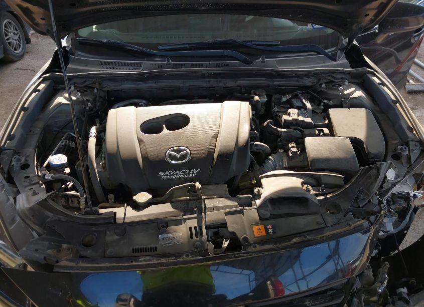 Photo 10 of 2018 Mazda Mazda3 TOURING (VIN 3MZBN1V31JM240852)