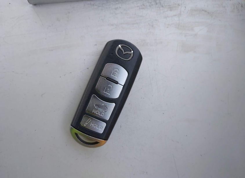 Photo 11 of 2018 Mazda Mazda3 TOURING (VIN 3MZBN1V31JM240852)