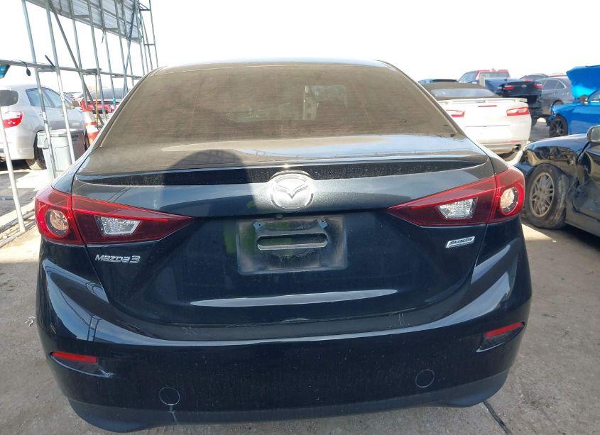 Photo 16 of 2018 Mazda Mazda3 TOURING (VIN 3MZBN1V31JM240852)