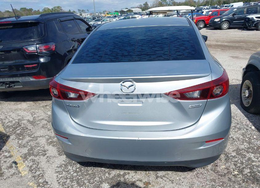 Photo 17 of 2018 Mazda Mazda3 TOURING (VIN 3MZBN1V31JM242696)