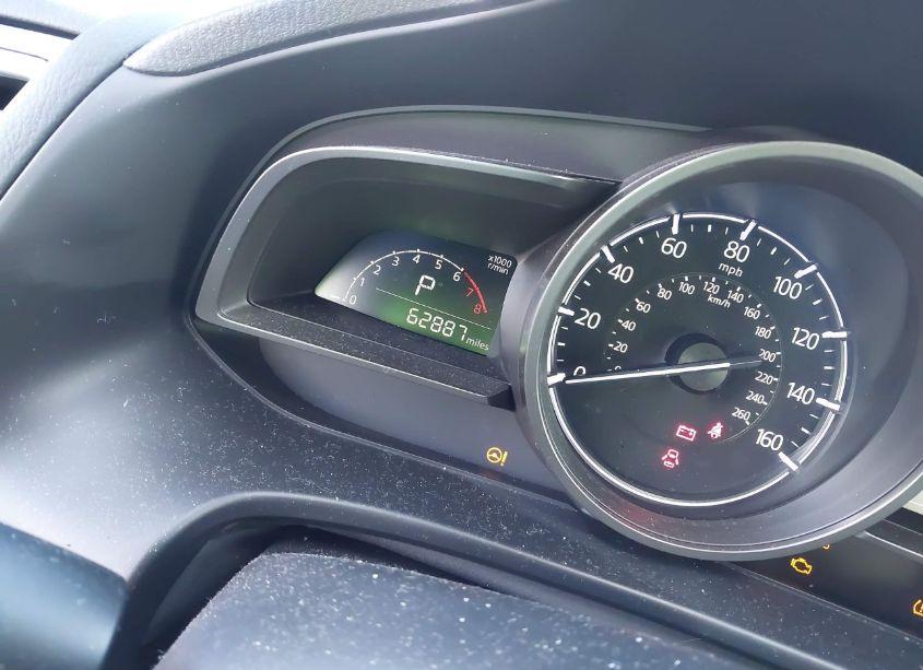 Photo 15 of 2018 Mazda Mazda3 TOURING (VIN 3MZBN1V32JM205110)