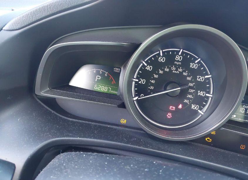 Photo 7 of 2018 Mazda Mazda3 TOURING (VIN 3MZBN1V32JM205110)