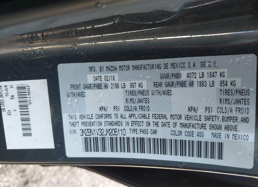 Photo 9 of 2018 Mazda Mazda3 TOURING (VIN 3MZBN1V32JM205110)