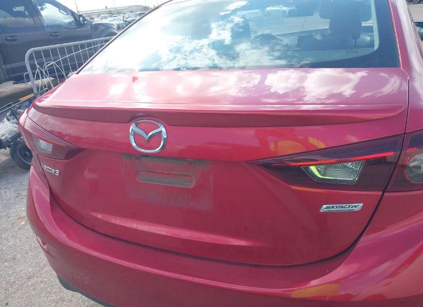 Photo 16 of 2018 Mazda Mazda3 TOURING (VIN 3MZBN1V32JM255926)