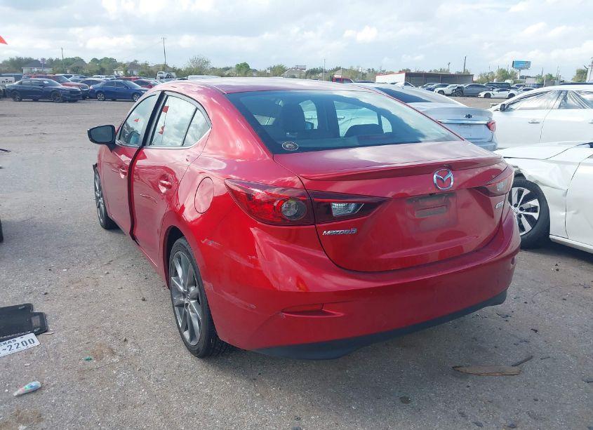 Photo 3 of 2018 Mazda Mazda3 TOURING (VIN 3MZBN1V32JM255926)