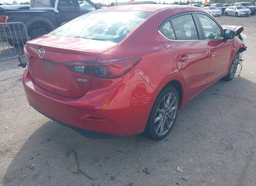 Photo 4 of 2018 Mazda Mazda3 TOURING (VIN 3MZBN1V32JM255926)