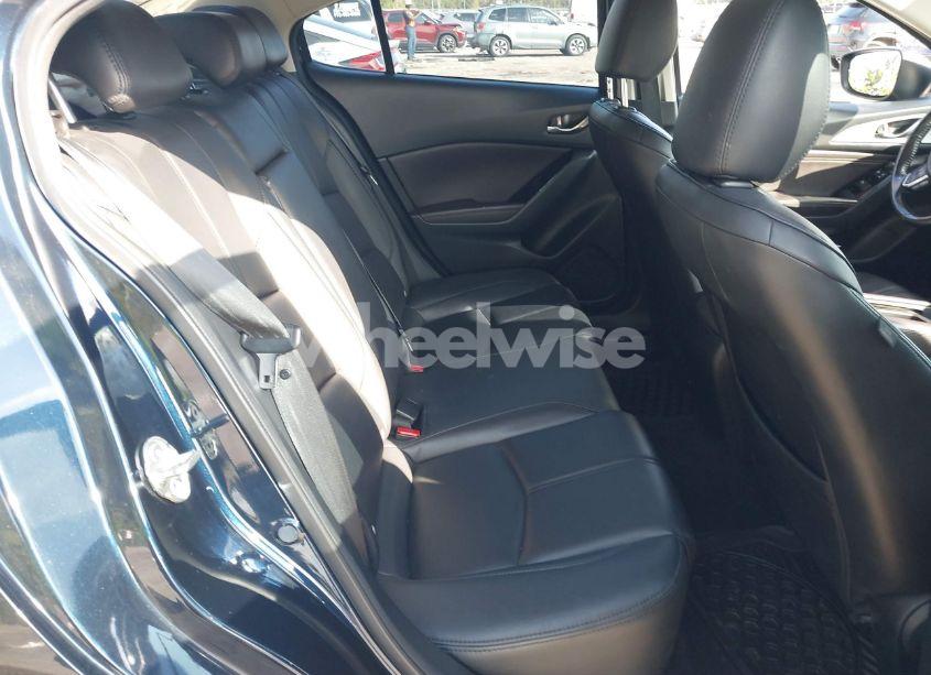 Photo 8 of 2018 Mazda Mazda3 TOURING (VIN 3MZBN1V34JM206727)