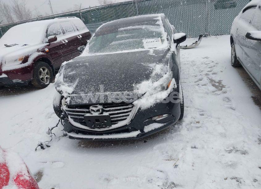 Photo 11 of 2018 Mazda Mazda3 TOURING (VIN 3MZBN1V35JM174970)