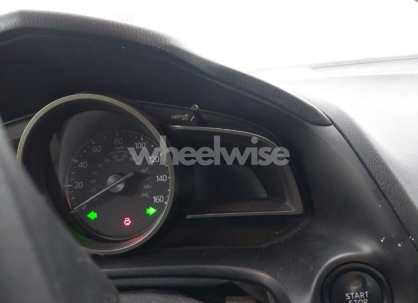 Photo 14 of 2018 Mazda Mazda3 TOURING (VIN 3MZBN1V35JM174970)