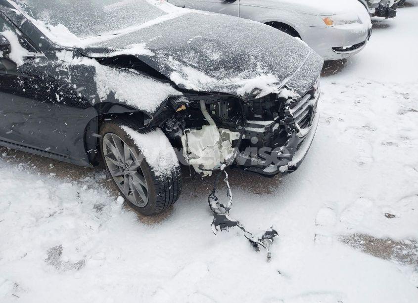 Photo 6 of 2018 Mazda Mazda3 TOURING (VIN 3MZBN1V35JM174970)