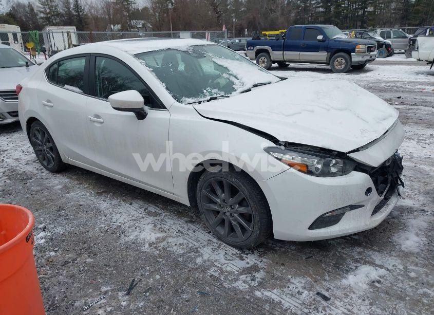 2018 Mazda Mazda3 TOURING (VIN 3MZBN1V35JM216330) main photo