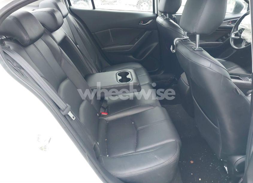 Photo 8 of 2018 Mazda Mazda3 TOURING (VIN 3MZBN1V35JM216330)