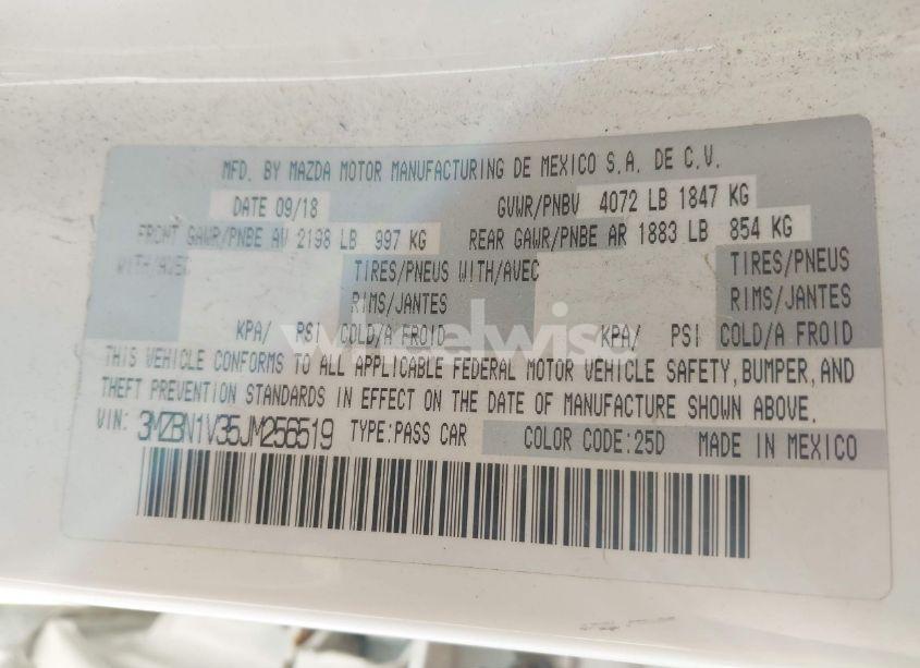 Photo 9 of 2018 Mazda Mazda3 TOURING (VIN 3MZBN1V35JM256519)