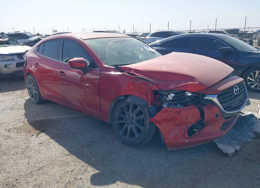 2018 Mazda Mazda3 TOURING (VIN 3MZBN1V35JM261543) main photo