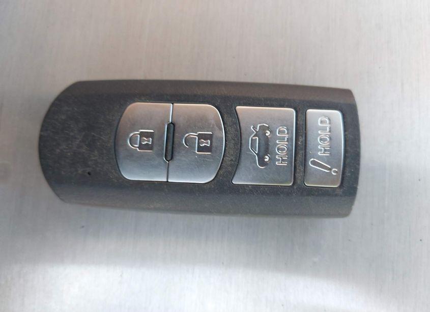 Photo 11 of 2018 Mazda Mazda3 TOURING (VIN 3MZBN1V35JM261543)