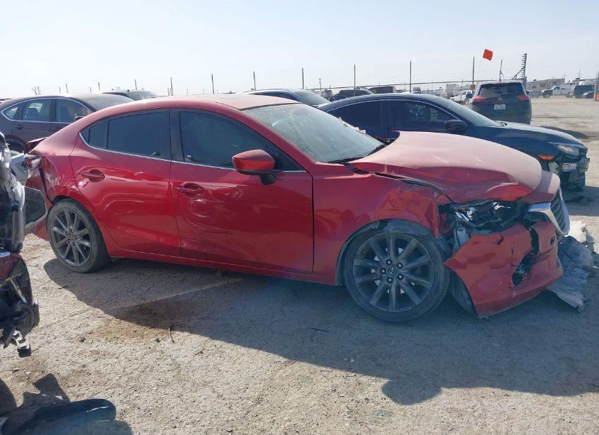 Photo 13 of 2018 Mazda Mazda3 TOURING (VIN 3MZBN1V35JM261543)