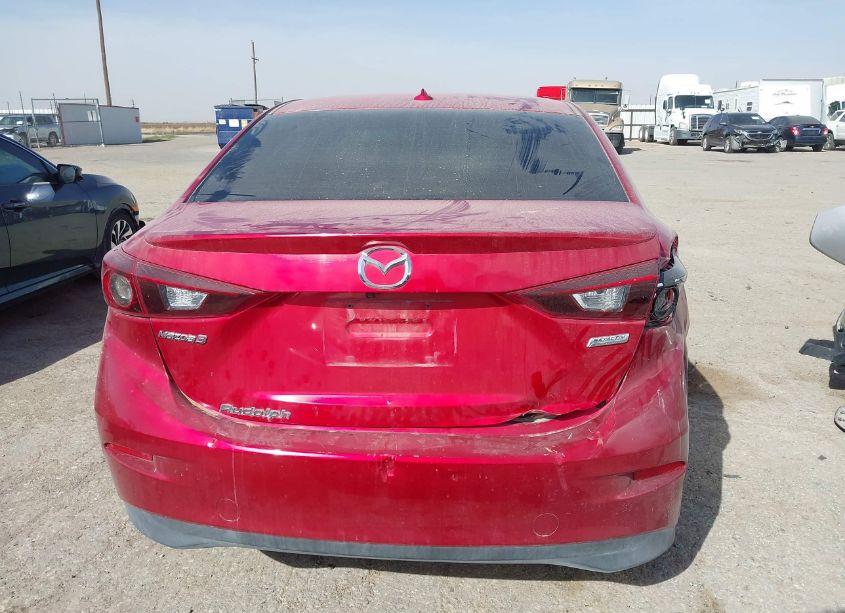 Photo 16 of 2018 Mazda Mazda3 TOURING (VIN 3MZBN1V35JM261543)