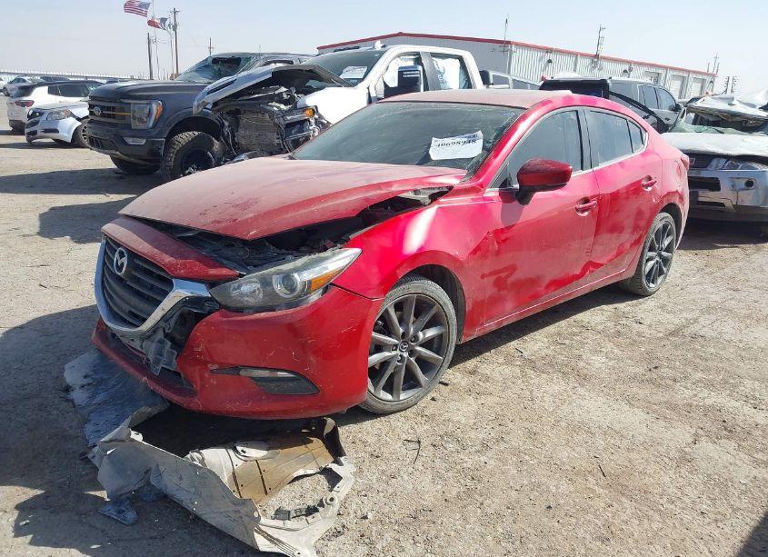 Photo 2 of 2018 Mazda Mazda3 TOURING (VIN 3MZBN1V35JM261543)