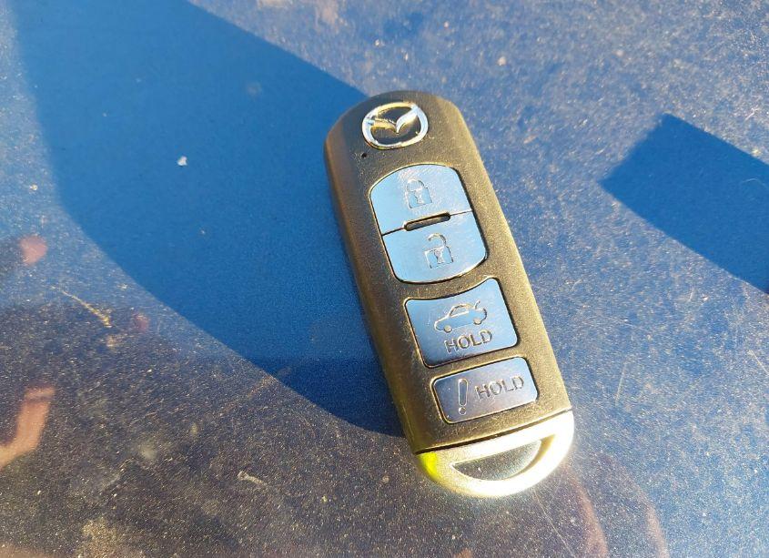 Photo 11 of 2018 Mazda Mazda3 TOURING (VIN 3MZBN1V35JM263048)