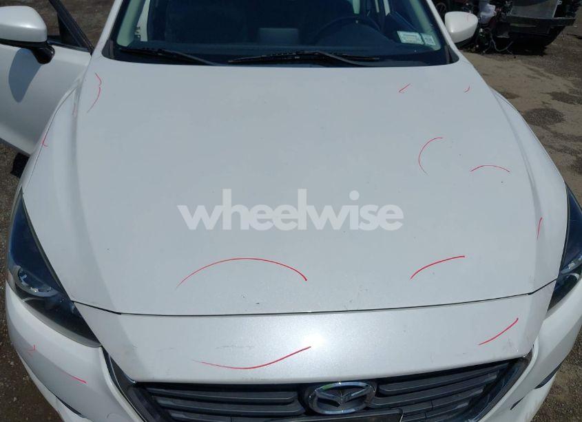 Photo 6 of 2018 Mazda Mazda3 TOURING (VIN 3MZBN1V36JM188392)