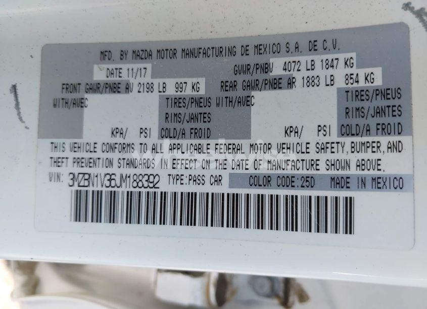Photo 9 of 2018 Mazda Mazda3 TOURING (VIN 3MZBN1V36JM188392)