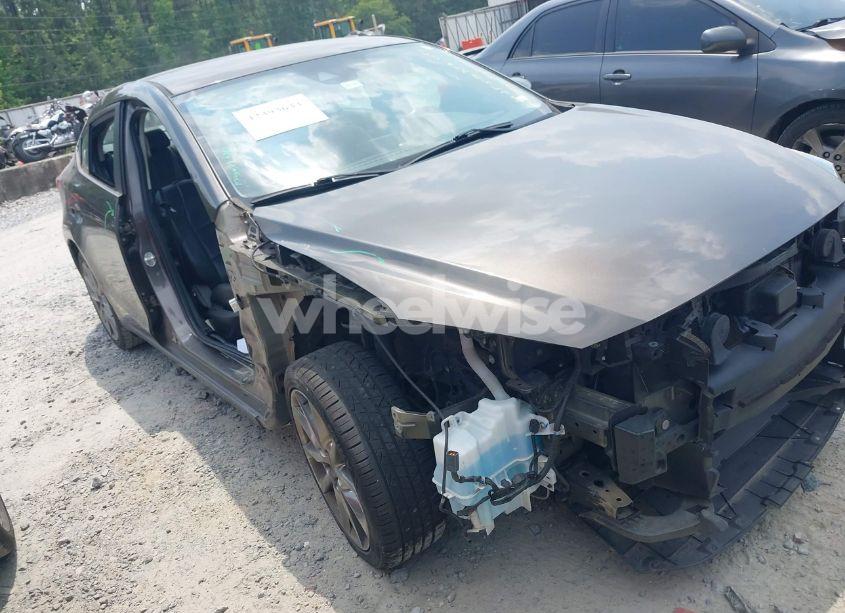 2018 Mazda Mazda3 TOURING (VIN 3MZBN1V37JM164554) main photo