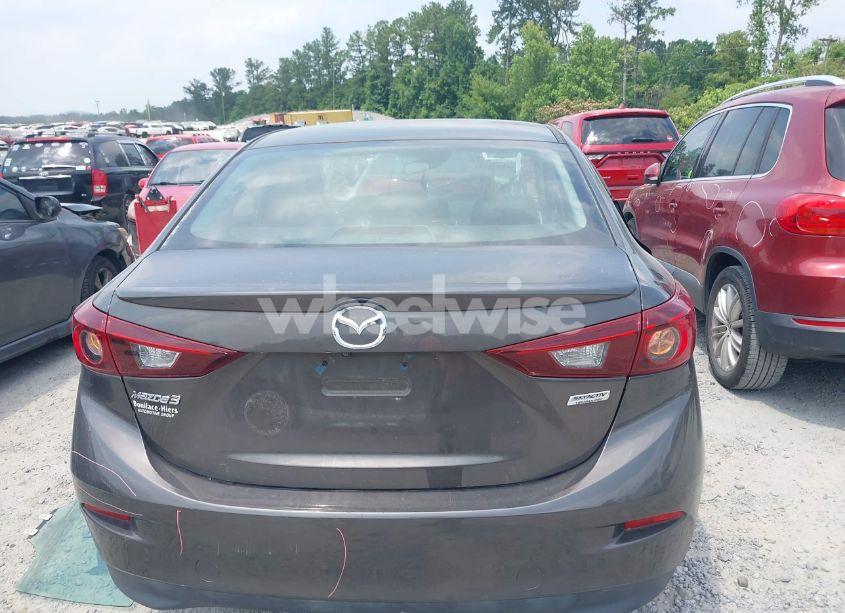 Photo 17 of 2018 Mazda Mazda3 TOURING (VIN 3MZBN1V37JM164554)