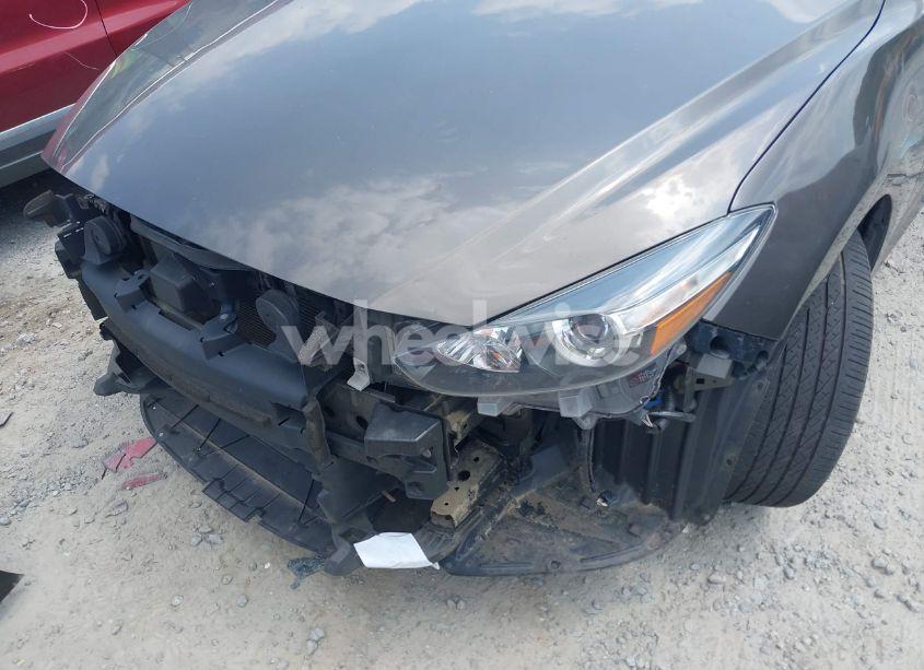 Photo 20 of 2018 Mazda Mazda3 TOURING (VIN 3MZBN1V37JM164554)