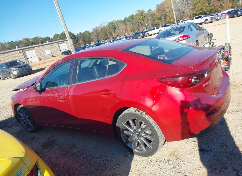 Photo 14 of 2018 Mazda Mazda3 TOURING (VIN 3MZBN1V37JM169219)