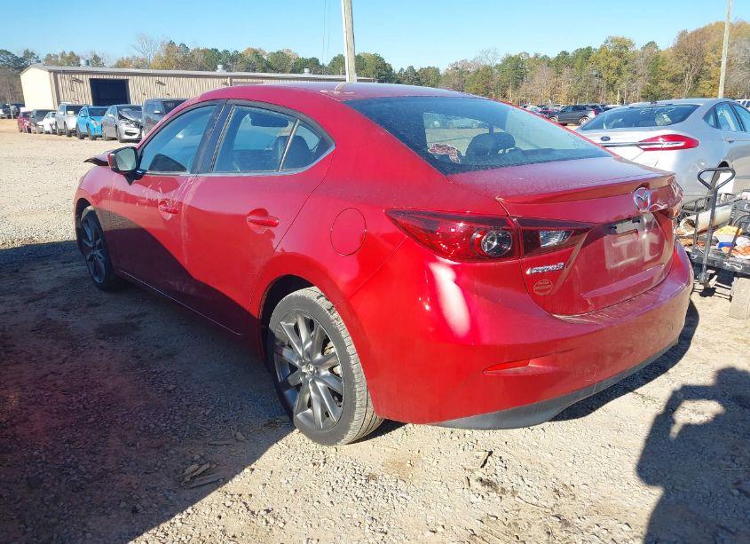 Photo 3 of 2018 Mazda Mazda3 TOURING (VIN 3MZBN1V37JM169219)