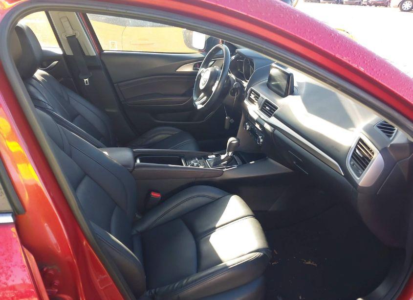 Photo 5 of 2018 Mazda Mazda3 TOURING (VIN 3MZBN1V37JM169219)