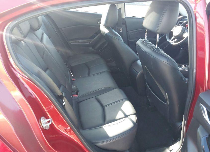 Photo 8 of 2018 Mazda Mazda3 TOURING (VIN 3MZBN1V37JM169219)