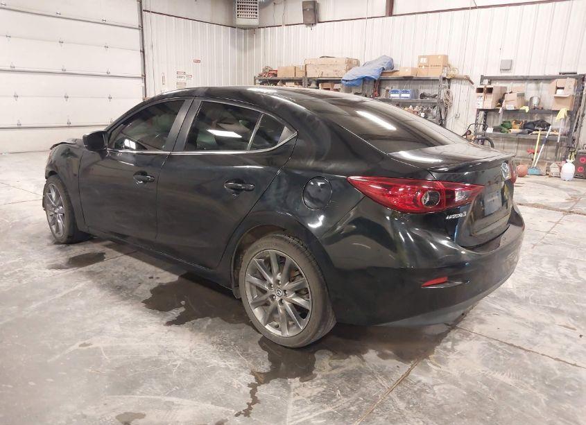 Photo 3 of 2018 Mazda Mazda3 TOURING (VIN 3MZBN1V37JM183718)