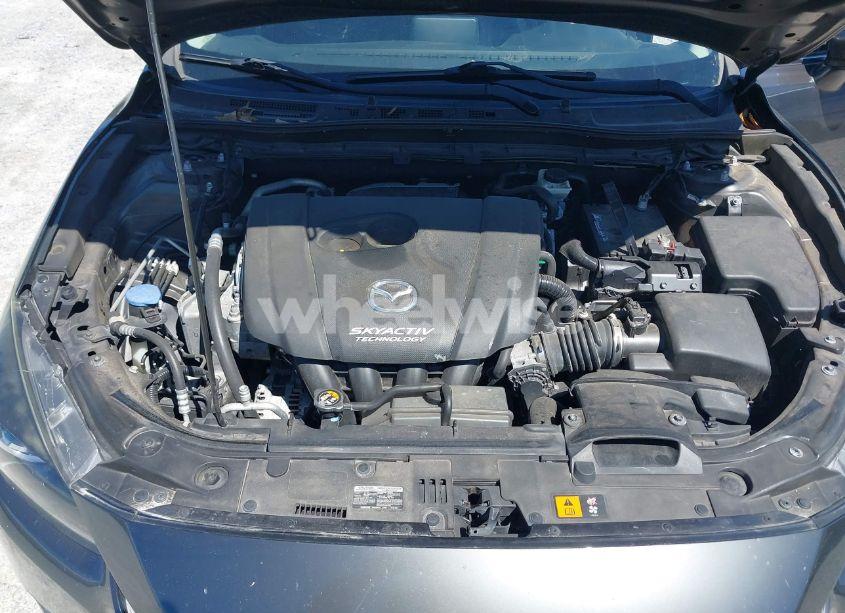 Photo 10 of 2018 Mazda Mazda3 TOURING (VIN 3MZBN1V37JM195691)