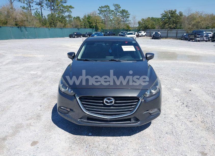 Photo 12 of 2018 Mazda Mazda3 TOURING (VIN 3MZBN1V37JM195691)