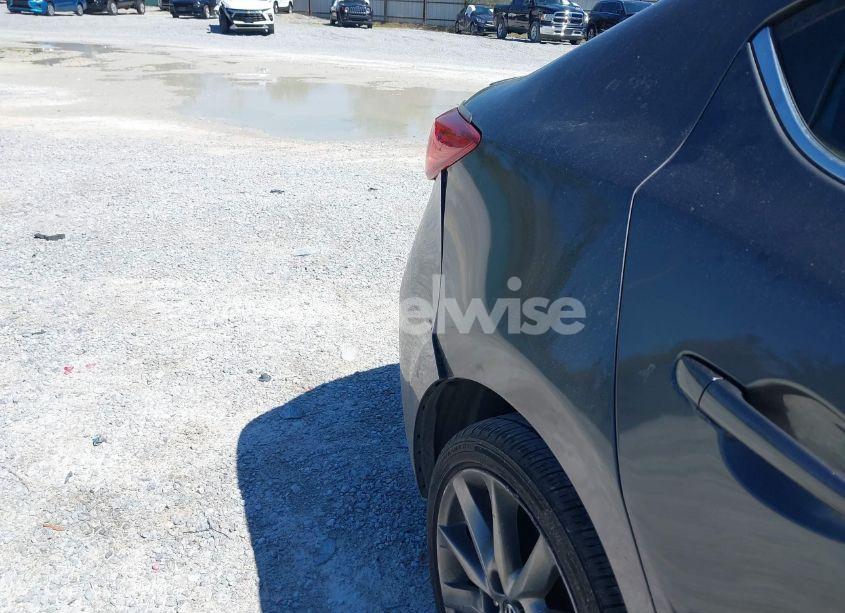 Photo 6 of 2018 Mazda Mazda3 TOURING (VIN 3MZBN1V37JM195691)