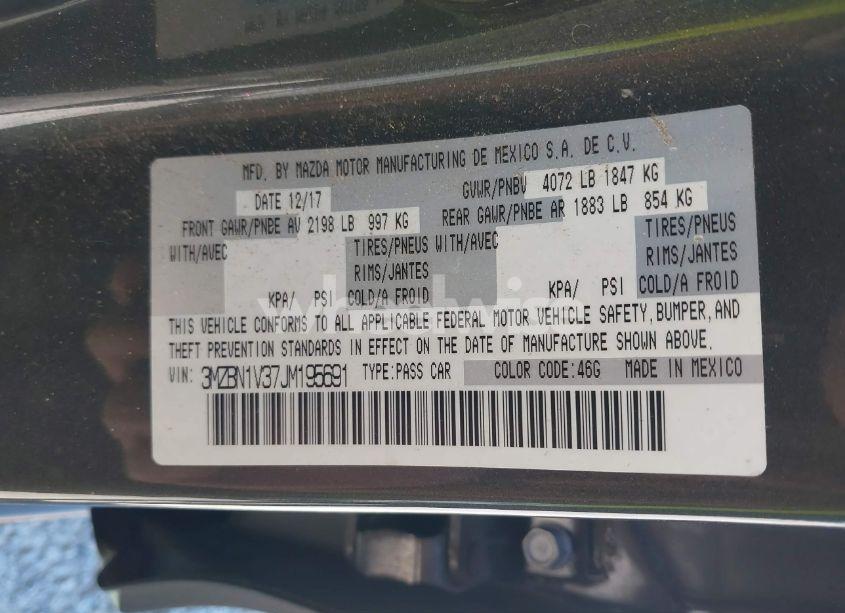 Photo 9 of 2018 Mazda Mazda3 TOURING (VIN 3MZBN1V37JM195691)