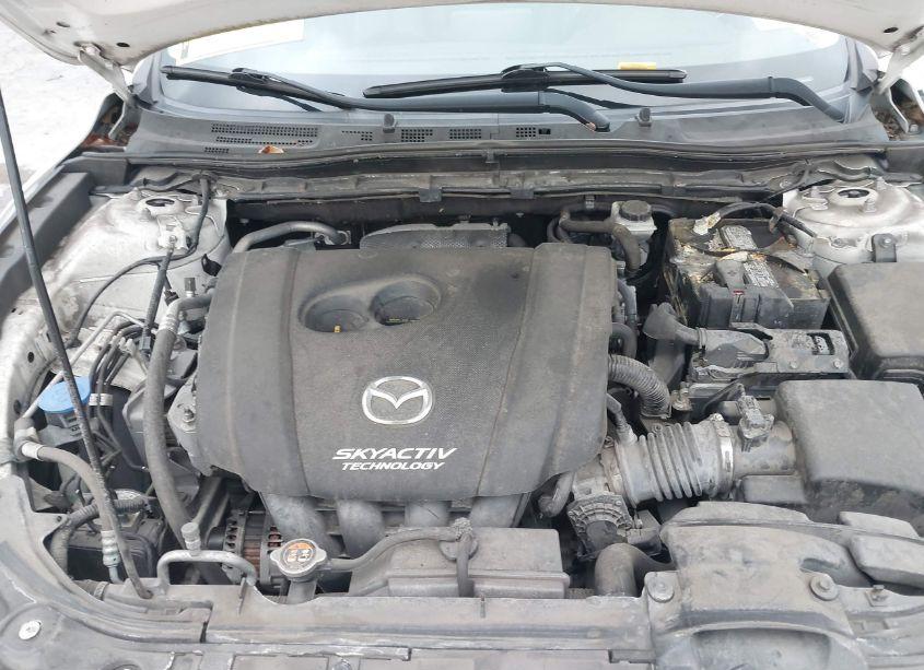 Photo 10 of 2018 Mazda Mazda3 TOURING (VIN 3MZBN1V39JM240694)
