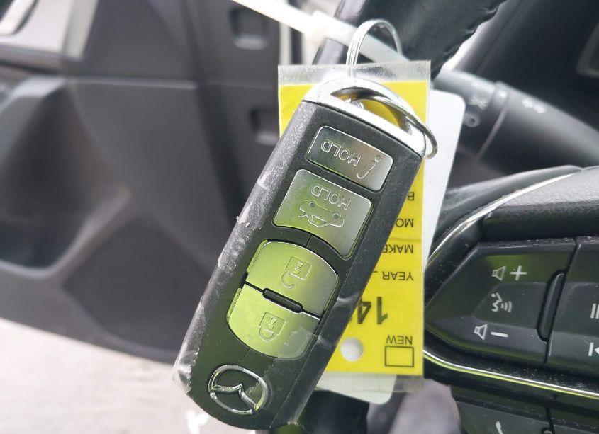 Photo 11 of 2018 Mazda Mazda3 TOURING (VIN 3MZBN1V39JM240694)