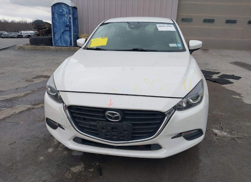 Photo 13 of 2018 Mazda Mazda3 TOURING (VIN 3MZBN1V39JM240694)
