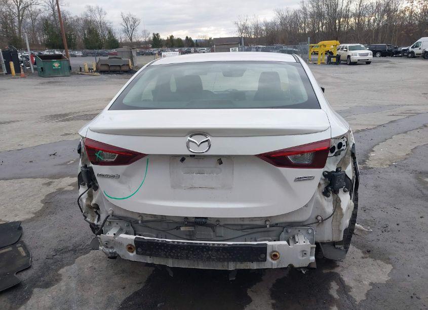 Photo 17 of 2018 Mazda Mazda3 TOURING (VIN 3MZBN1V39JM240694)
