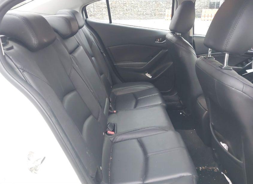 Photo 8 of 2018 Mazda Mazda3 TOURING (VIN 3MZBN1V39JM240694)