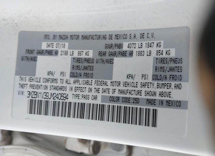 Photo 9 of 2018 Mazda Mazda3 TOURING (VIN 3MZBN1V39JM240694)