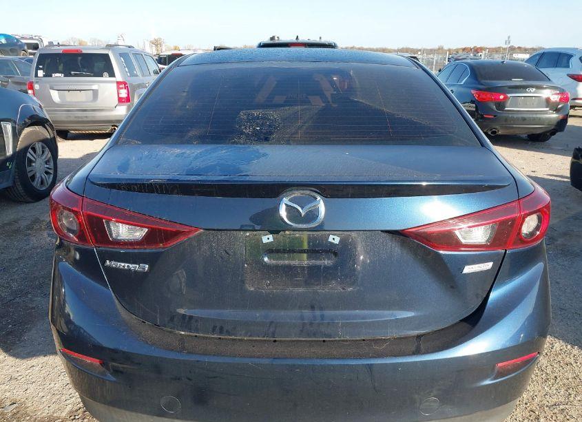 Photo 16 of 2018 Mazda Mazda3 TOURING (VIN 3MZBN1V39JM264302)