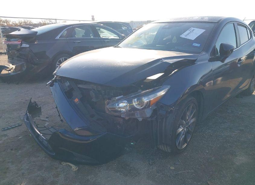 Photo 6 of 2018 Mazda Mazda3 TOURING (VIN 3MZBN1V39JM264302)