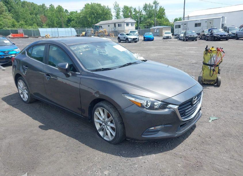 2017 Mazda Mazda3 TOURING (VIN 3MZBN1V72HM115890) main photo