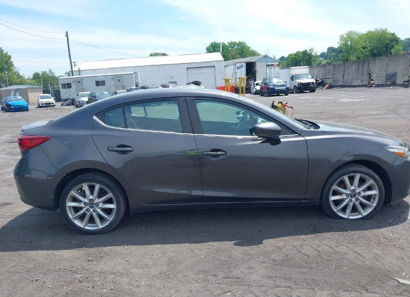 Photo 13 of 2017 Mazda Mazda3 TOURING (VIN 3MZBN1V72HM115890)