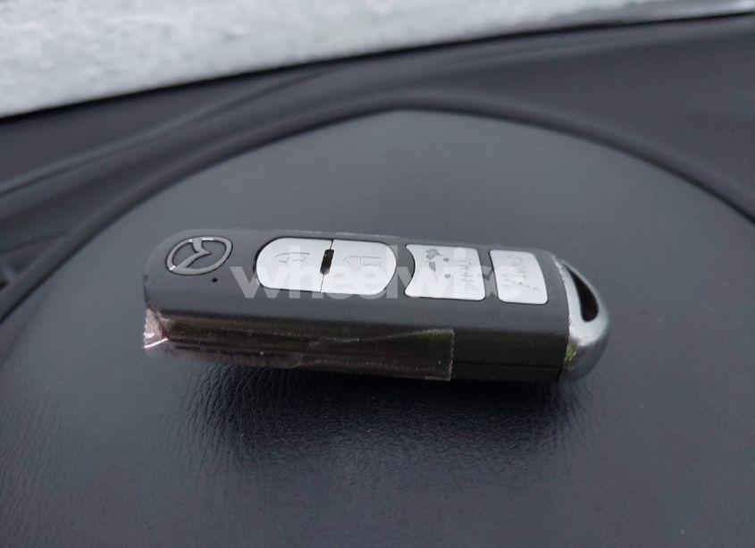 Photo 11 of 2017 Mazda Mazda3 TOURING (VIN 3MZBN1V77HM114136)